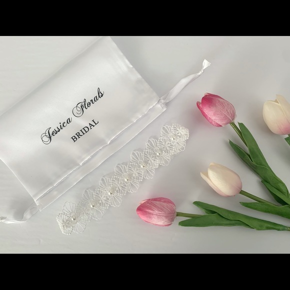 Lace Pearl Flower Bridal Garter - Picture 2 of 5